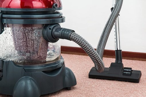 Les étapes essentielles pour un nettoyage en profondeur des tapis