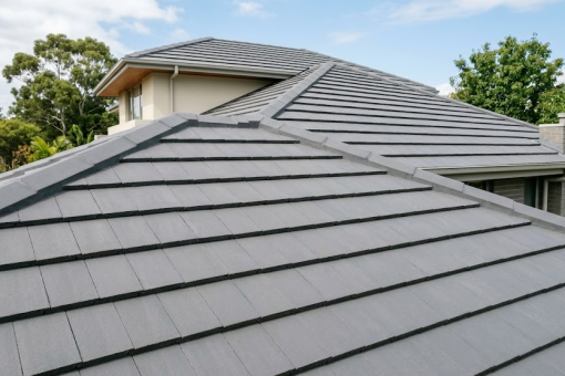 Produits anti-mousse spécifiques pour les tuiles en béton