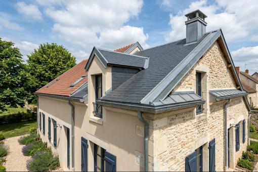 Zinguerie : l&rsquo;importance de la dilatation du métal sous le soleil