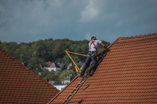 Réfection de toiture : conseils pour les climats rudes