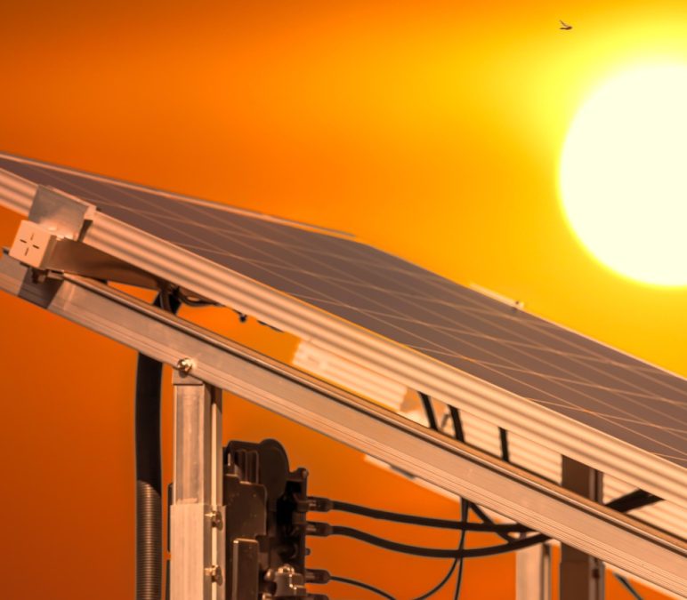 Inclinaison hiver vs été : le compromis parfait pour vos panneaux photovoltaïques
