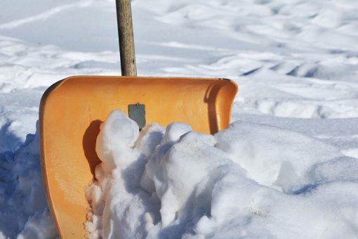 Pourquoi le service de déneigement résidentiel vous fait gagner un temps précieux ?